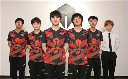 首发独占 首发独占